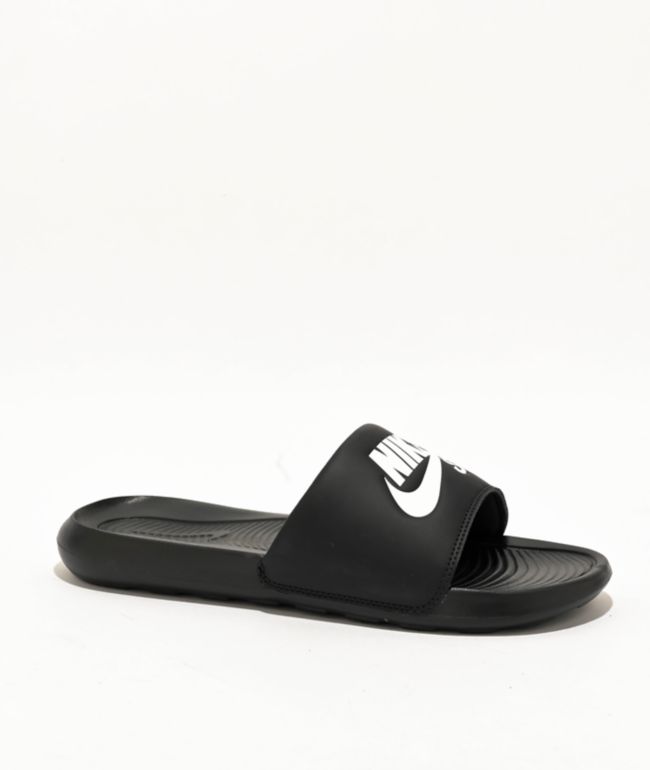nike flipflops